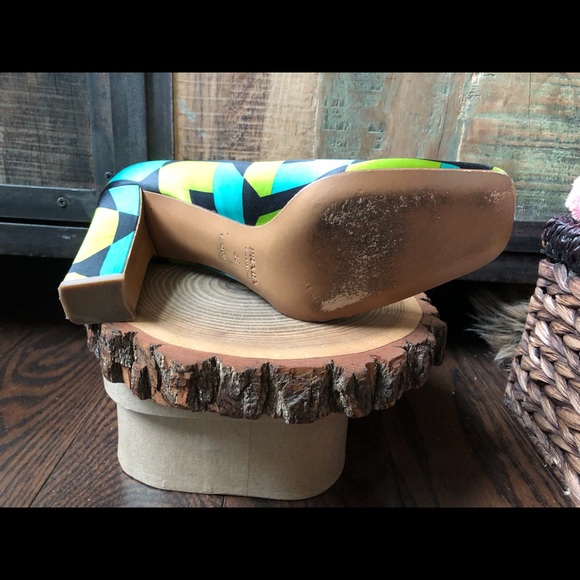 Silk Prada Heels - Picture 4 of 4